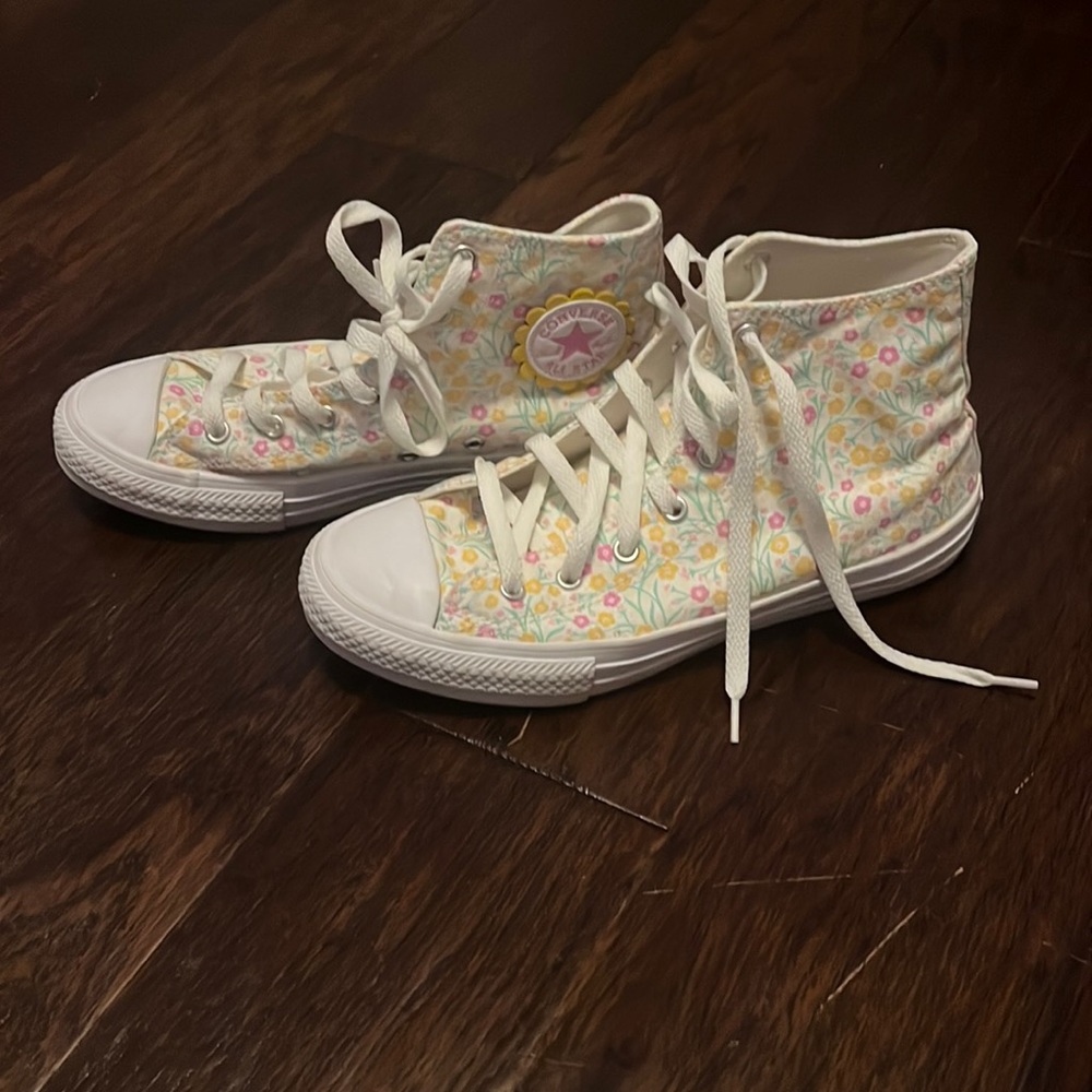 flower high top converse
